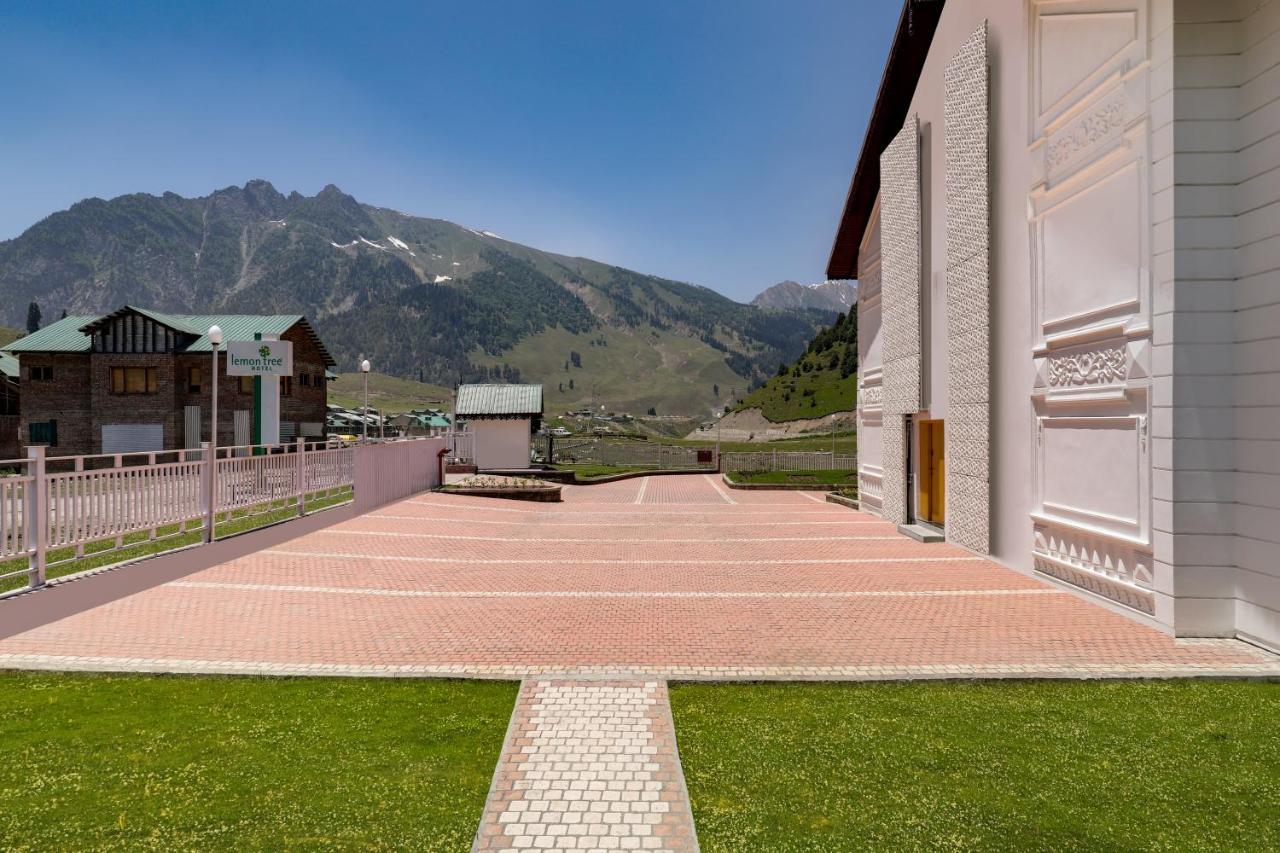 Lemon Tree Hotel, Sonamarg Exterior photo